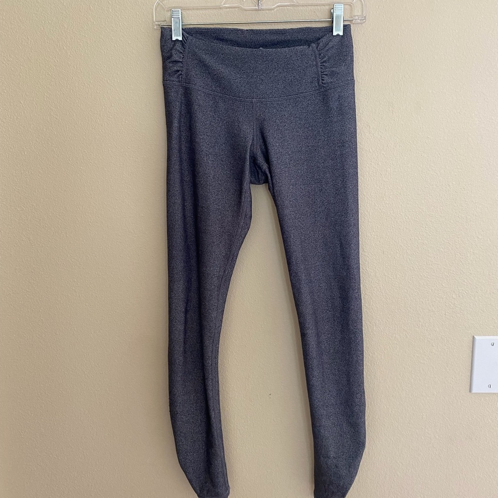 🚨JUST REDUCED🚨 Athleta Gray Herringbone Lined Leggings Ruched Size XS